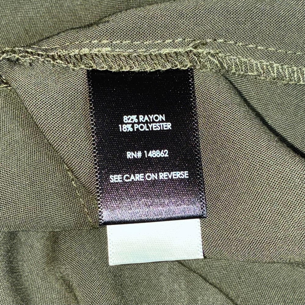 Torrid Harper Pullover Blouse Olive Green Georgette Pocket Shirt Plus 5X 5XL - Picture 4 of 7